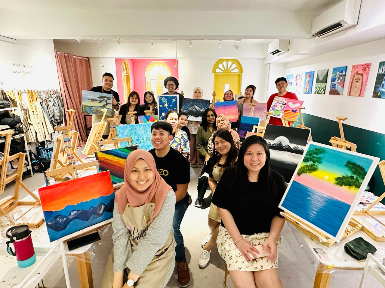 Art Jamming Sip n Paint - Soft Verbal Guided
